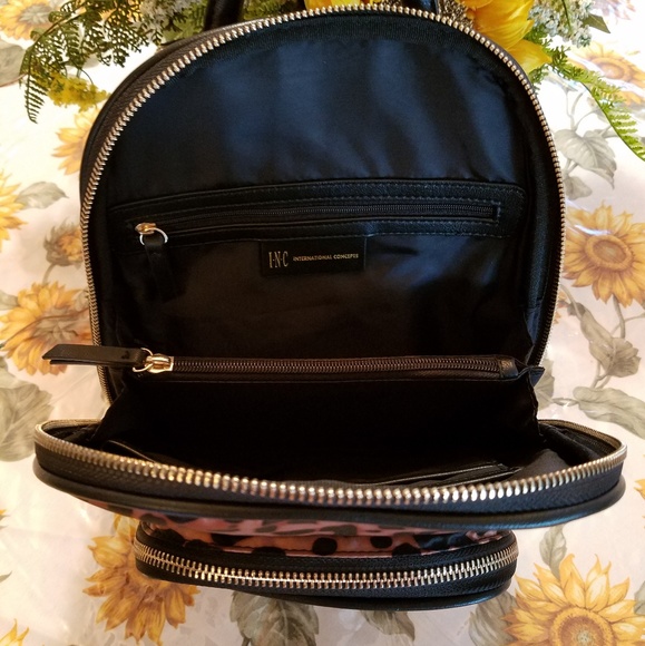 Leopard backpack - Picture 3 of 5